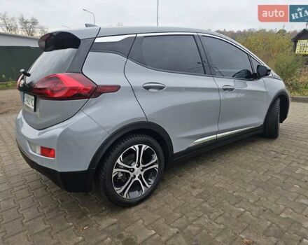 Серый Шевроле Bolt EV, объемом двигателя 0 л и пробегом 123 тыс. км за 14300 $, фото 2 на Automoto.ua