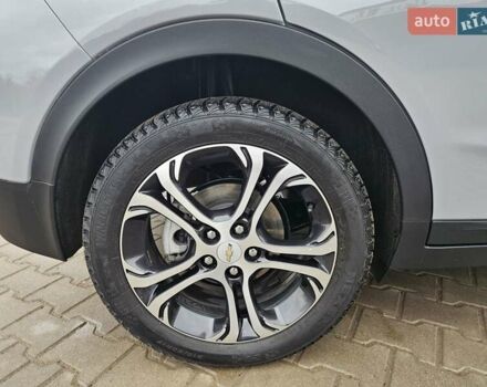 Серый Шевроле Bolt EV, объемом двигателя 0 л и пробегом 123 тыс. км за 14300 $, фото 10 на Automoto.ua