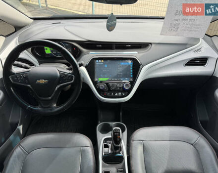 Серый Шевроле Bolt EV, объемом двигателя 0 л и пробегом 128 тыс. км за 14990 $, фото 35 на Automoto.ua