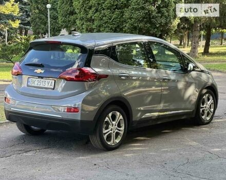 Сірий Шевроле Bolt EV, об'ємом двигуна 0 л та пробігом 55 тис. км за 22800 $, фото 4 на Automoto.ua