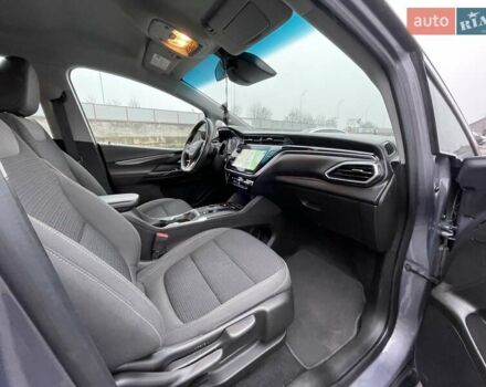 Серый Шевроле Bolt EV, объемом двигателя 0 л и пробегом 54 тыс. км за 15800 $, фото 8 на Automoto.ua