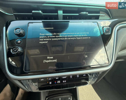 Серый Шевроле Bolt EV, объемом двигателя 0 л и пробегом 1 тыс. км за 21490 $, фото 21 на Automoto.ua