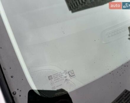 Серый Шевроле Bolt EV, объемом двигателя 0 л и пробегом 43 тыс. км за 17999 $, фото 5 на Automoto.ua