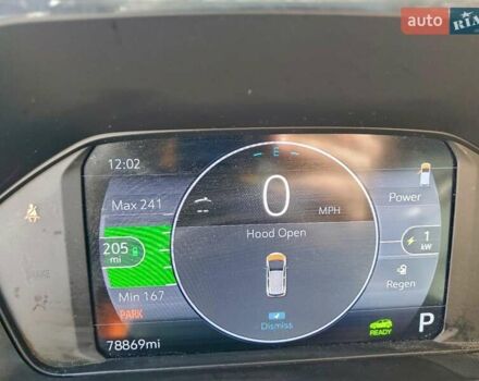 Серый Шевроле Bolt EV, объемом двигателя 0 л и пробегом 127 тыс. км за 4500 $, фото 8 на Automoto.ua