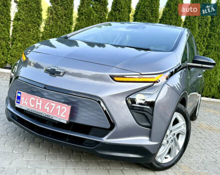 Серый Шевроле Bolt EV, объемом двигателя 0 л и пробегом 36 тыс. км за 17999 $, фото 3 на Automoto.ua