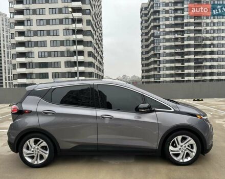 Серый Шевроле Bolt EV, объемом двигателя 0 л и пробегом 43 тыс. км за 17999 $, фото 7 на Automoto.ua