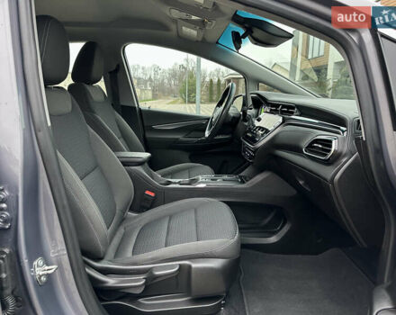 Серый Шевроле Bolt EV, объемом двигателя 0 л и пробегом 24 тыс. км за 17599 $, фото 75 на Automoto.ua