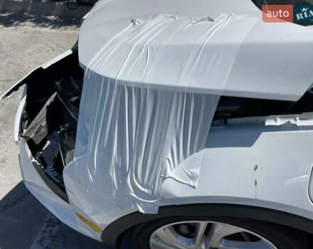 Серый Шевроле Bolt EV, объемом двигателя 0 л и пробегом 77 тыс. км за 9300 $, фото 28 на Automoto.ua