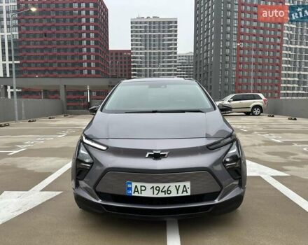 Серый Шевроле Bolt EV, объемом двигателя 0 л и пробегом 43 тыс. км за 17999 $, фото 2 на Automoto.ua