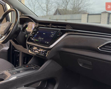 Серый Шевроле Bolt EV, объемом двигателя 0 л и пробегом 30 тыс. км за 17995 $, фото 22 на Automoto.ua