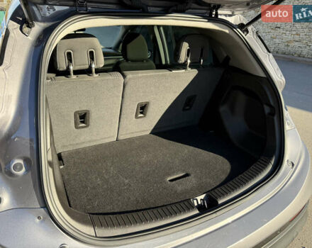 Сірий Шевроле Bolt EV, об'ємом двигуна 0 л та пробігом 65 тис. км за 18500 $, фото 9 на Automoto.ua