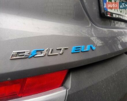 Серый Шевроле Bolt EV, объемом двигателя 0 л и пробегом 89 тыс. км за 17300 $, фото 8 на Automoto.ua