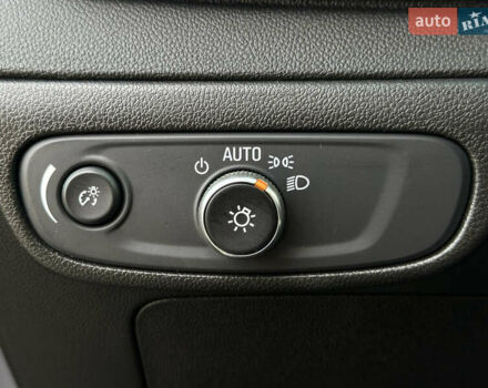 Серый Шевроле Bolt EV, объемом двигателя 0 л и пробегом 22 тыс. км за 17499 $, фото 57 на Automoto.ua