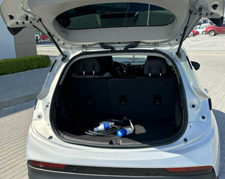 Серый Шевроле Bolt EV, объемом двигателя 0 л и пробегом 30 тыс. км за 18500 $, фото 2 на Automoto.ua