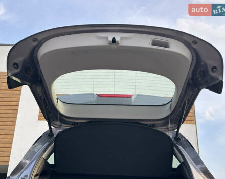 Серый Шевроле Bolt EV, объемом двигателя 0 л и пробегом 22 тыс. км за 17499 $, фото 82 на Automoto.ua