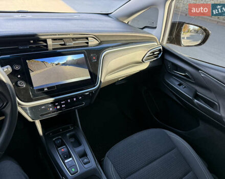 Сірий Шевроле Bolt EV, об'ємом двигуна 0 л та пробігом 65 тис. км за 18500 $, фото 18 на Automoto.ua