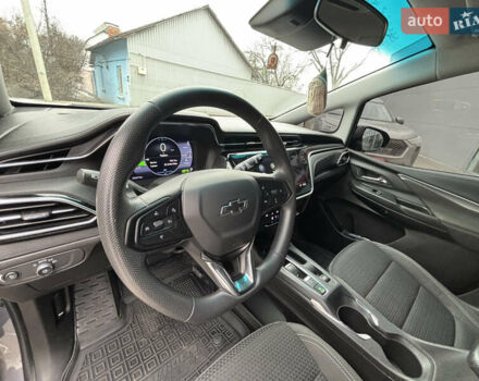 Сірий Шевроле Bolt EV, об'ємом двигуна 0 л та пробігом 39 тис. км за 18500 $, фото 35 на Automoto.ua