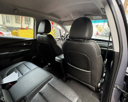 Серый Шевроле Bolt EV, объемом двигателя 0 л и пробегом 103 тыс. км за 16880 $, фото 12 на Automoto.ua