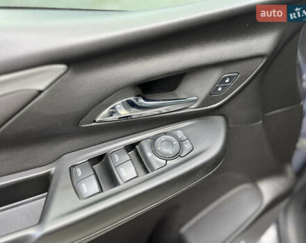 Серый Шевроле Bolt EV, объемом двигателя 0 л и пробегом 23 тыс. км за 17600 $, фото 39 на Automoto.ua