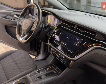 Серый Шевроле Bolt EV, объемом двигателя 0 л и пробегом 30 тыс. км за 17995 $, фото 25 на Automoto.ua