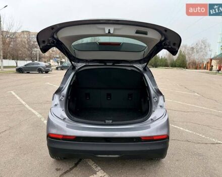 Серый Шевроле Bolt EV, объемом двигателя 0 л и пробегом 66 тыс. км за 18400 $, фото 10 на Automoto.ua