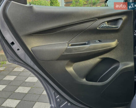 Серый Шевроле Bolt EV, объемом двигателя 0 л и пробегом 22 тыс. км за 17499 $, фото 75 на Automoto.ua