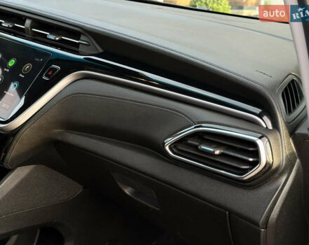 Серый Шевроле Bolt EV, объемом двигателя 0 л и пробегом 22 тыс. км за 17499 $, фото 88 на Automoto.ua