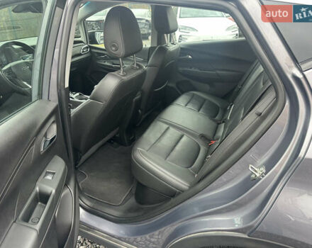 Серый Шевроле Bolt EV, объемом двигателя 0 л и пробегом 53 тыс. км за 17700 $, фото 3 на Automoto.ua