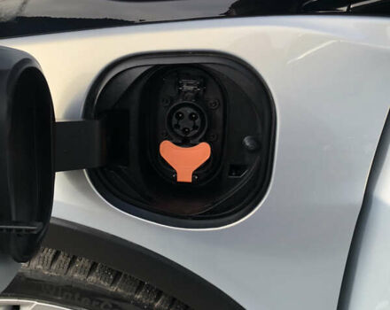 Сірий Шевроле Bolt EV, об'ємом двигуна 0 л та пробігом 73 тис. км за 17700 $, фото 8 на Automoto.ua