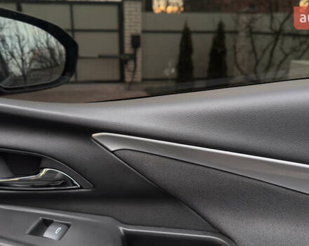 Серый Шевроле Bolt EV, объемом двигателя 0 л и пробегом 30 тыс. км за 17995 $, фото 26 на Automoto.ua