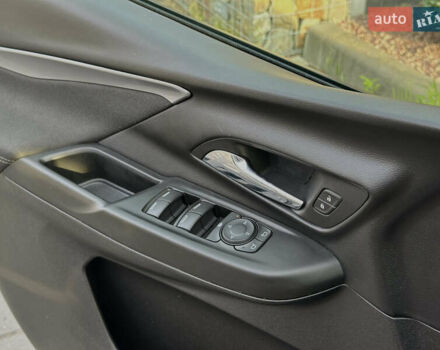 Серый Шевроле Bolt EV, объемом двигателя 0 л и пробегом 22 тыс. км за 17499 $, фото 55 на Automoto.ua