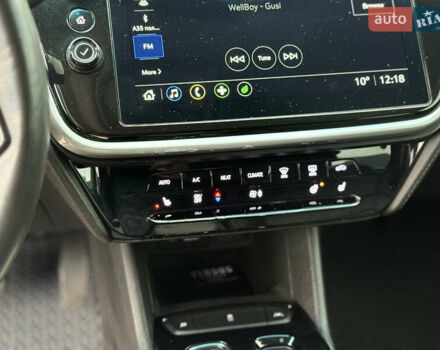Серый Шевроле Bolt EV, объемом двигателя 0 л и пробегом 52 тыс. км за 18900 $, фото 29 на Automoto.ua