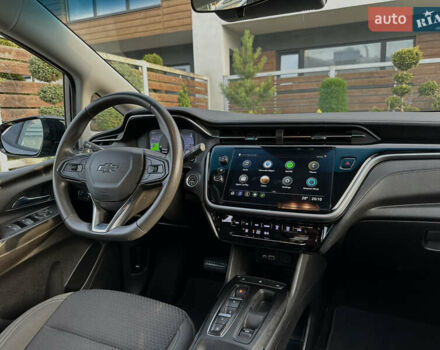 Серый Шевроле Bolt EV, объемом двигателя 0 л и пробегом 22 тыс. км за 17499 $, фото 79 на Automoto.ua