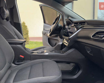 Серый Шевроле Bolt EV, объемом двигателя 0 л и пробегом 30 тыс. км за 17995 $, фото 21 на Automoto.ua