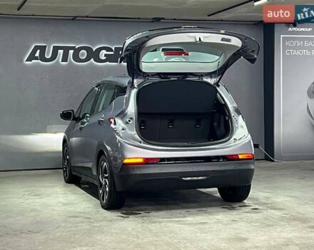 Серый Шевроле Bolt EV, объемом двигателя 0 л и пробегом 1 тыс. км за 18500 $, фото 3 на Automoto.ua