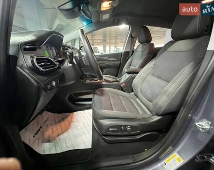 Серый Шевроле Bolt EV, объемом двигателя 0 л и пробегом 1 тыс. км за 18500 $, фото 25 на Automoto.ua