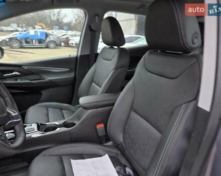 Серый Шевроле Bolt EV, объемом двигателя 0 л и пробегом 9 тыс. км за 14500 $, фото 11 на Automoto.ua