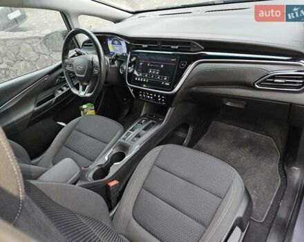 Серый Шевроле Bolt EV, объемом двигателя 0 л и пробегом 62 тыс. км за 17400 $, фото 16 на Automoto.ua