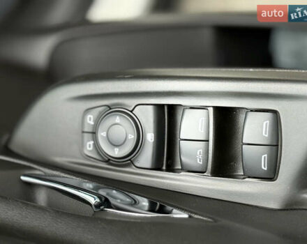 Серый Шевроле Bolt EV, объемом двигателя 0 л и пробегом 52 тыс. км за 19999 $, фото 21 на Automoto.ua