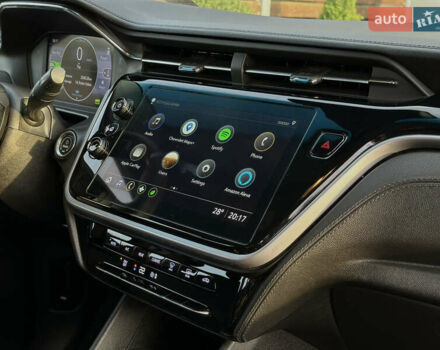 Серый Шевроле Bolt EV, объемом двигателя 0 л и пробегом 22 тыс. км за 17499 $, фото 92 на Automoto.ua