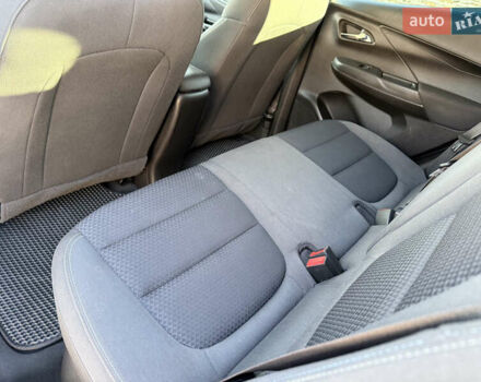 Сірий Шевроле Bolt EV, об'ємом двигуна 0 л та пробігом 65 тис. км за 18500 $, фото 11 на Automoto.ua