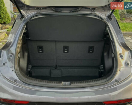 Серый Шевроле Bolt EV, объемом двигателя 0 л и пробегом 22 тыс. км за 17499 $, фото 84 на Automoto.ua