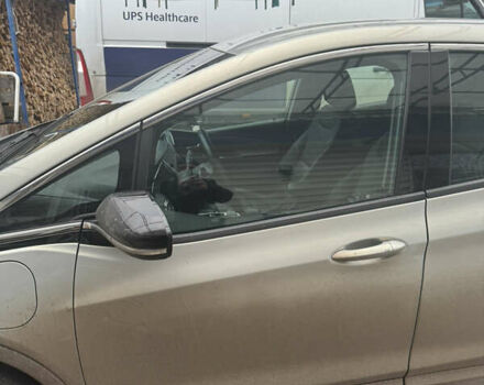 Серый Шевроле Bolt EV, объемом двигателя 0 л и пробегом 10 тыс. км за 21500 $, фото 8 на Automoto.ua