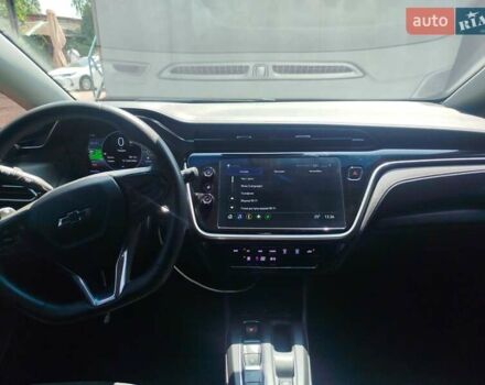 Сірий Шевроле Bolt EV, об'ємом двигуна 0 л та пробігом 43 тис. км за 18500 $, фото 12 на Automoto.ua
