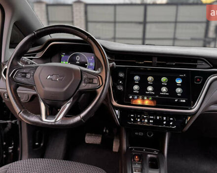 Серый Шевроле Bolt EV, объемом двигателя 0 л и пробегом 30 тыс. км за 17995 $, фото 28 на Automoto.ua