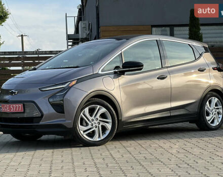 Серый Шевроле Bolt EV, объемом двигателя 0 л и пробегом 22 тыс. км за 17499 $, фото 3 на Automoto.ua