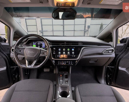 Серый Шевроле Bolt EV, объемом двигателя 0 л и пробегом 30 тыс. км за 17995 $, фото 3 на Automoto.ua