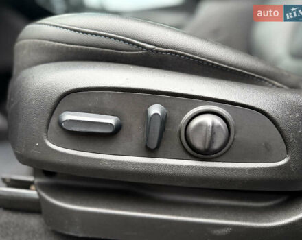 Серый Шевроле Bolt EV, объемом двигателя 0 л и пробегом 52 тыс. км за 18900 $, фото 24 на Automoto.ua