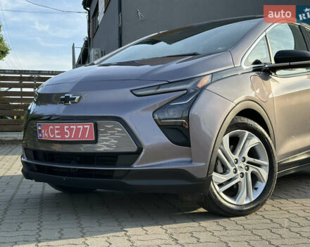 Серый Шевроле Bolt EV, объемом двигателя 0 л и пробегом 22 тыс. км за 17499 $, фото 5 на Automoto.ua