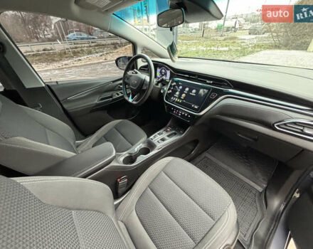 Сірий Шевроле Bolt EV, об'ємом двигуна 0 л та пробігом 39 тис. км за 18500 $, фото 33 на Automoto.ua